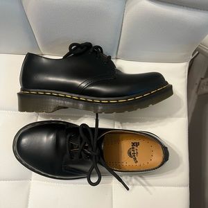 1461 Smooth Leather Oxford Shoes- Doc Martins